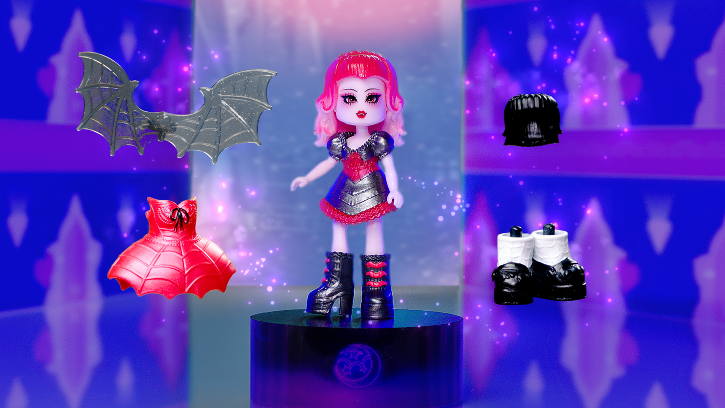 Royale & High - Core Deluxe Figures -Dark Fairy