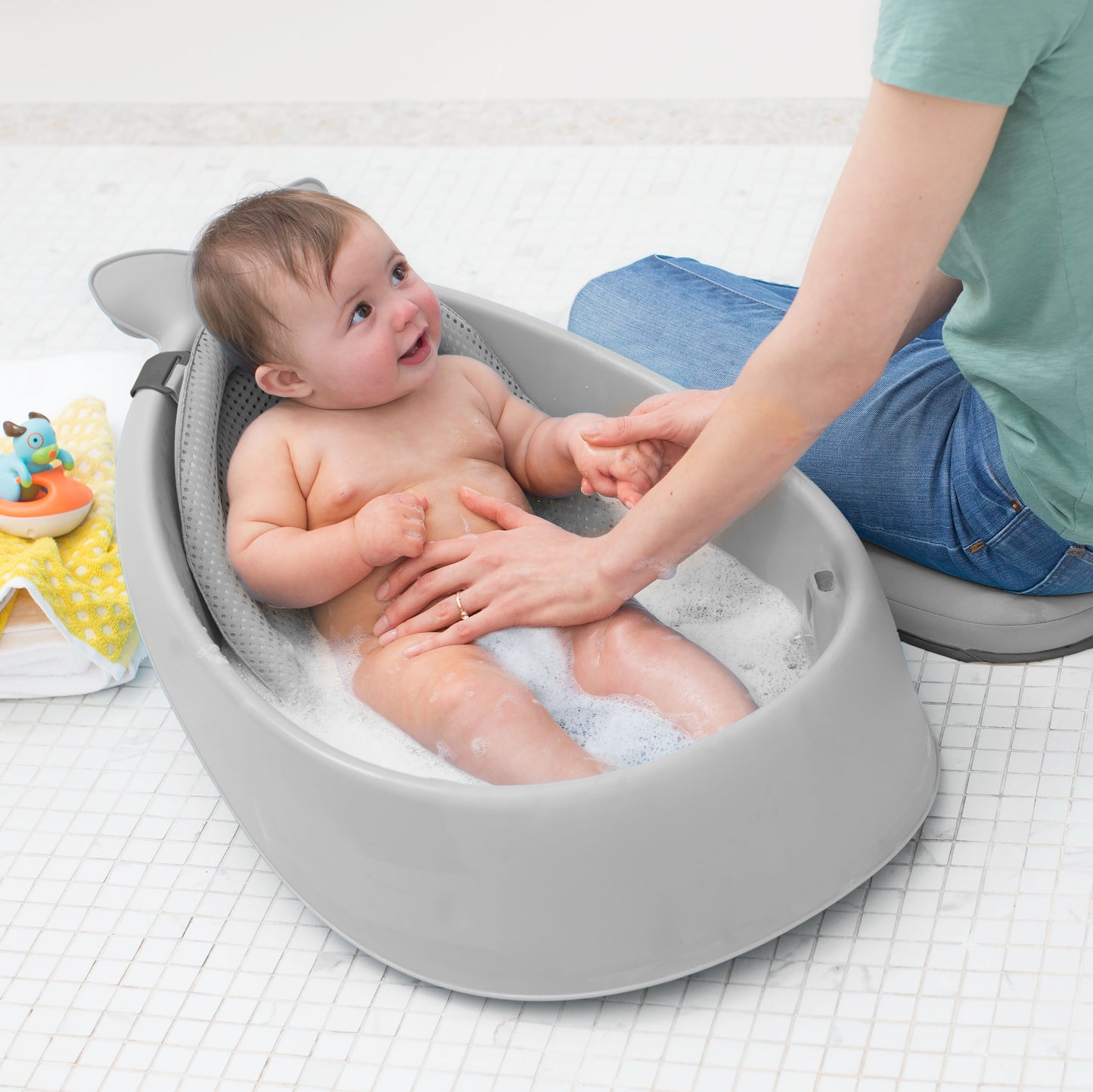 SkipHop - Moby Smart Sling 3-Stage Tub - Grey