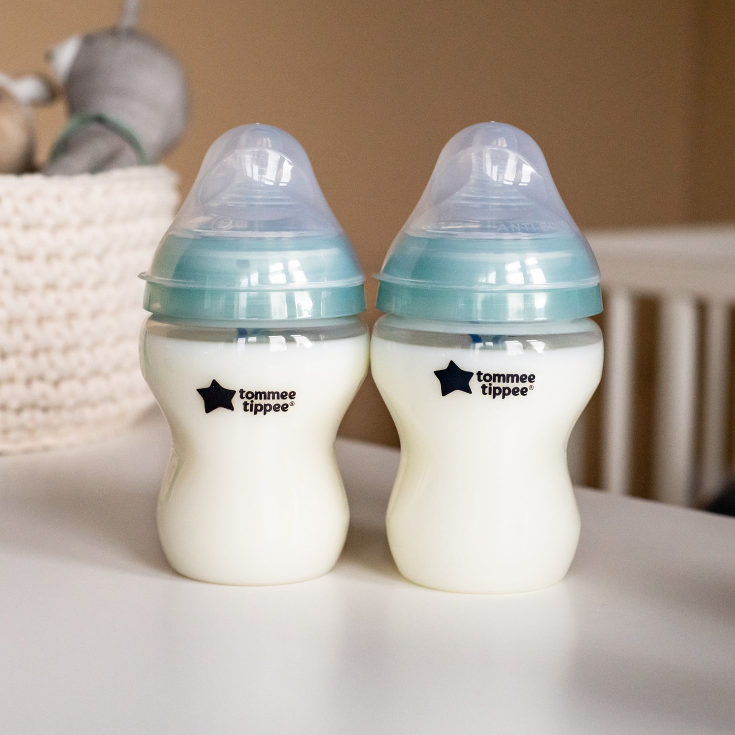 Tommee Tippee Advanced Anti-Colic Feeding Bottle, 260ml x2