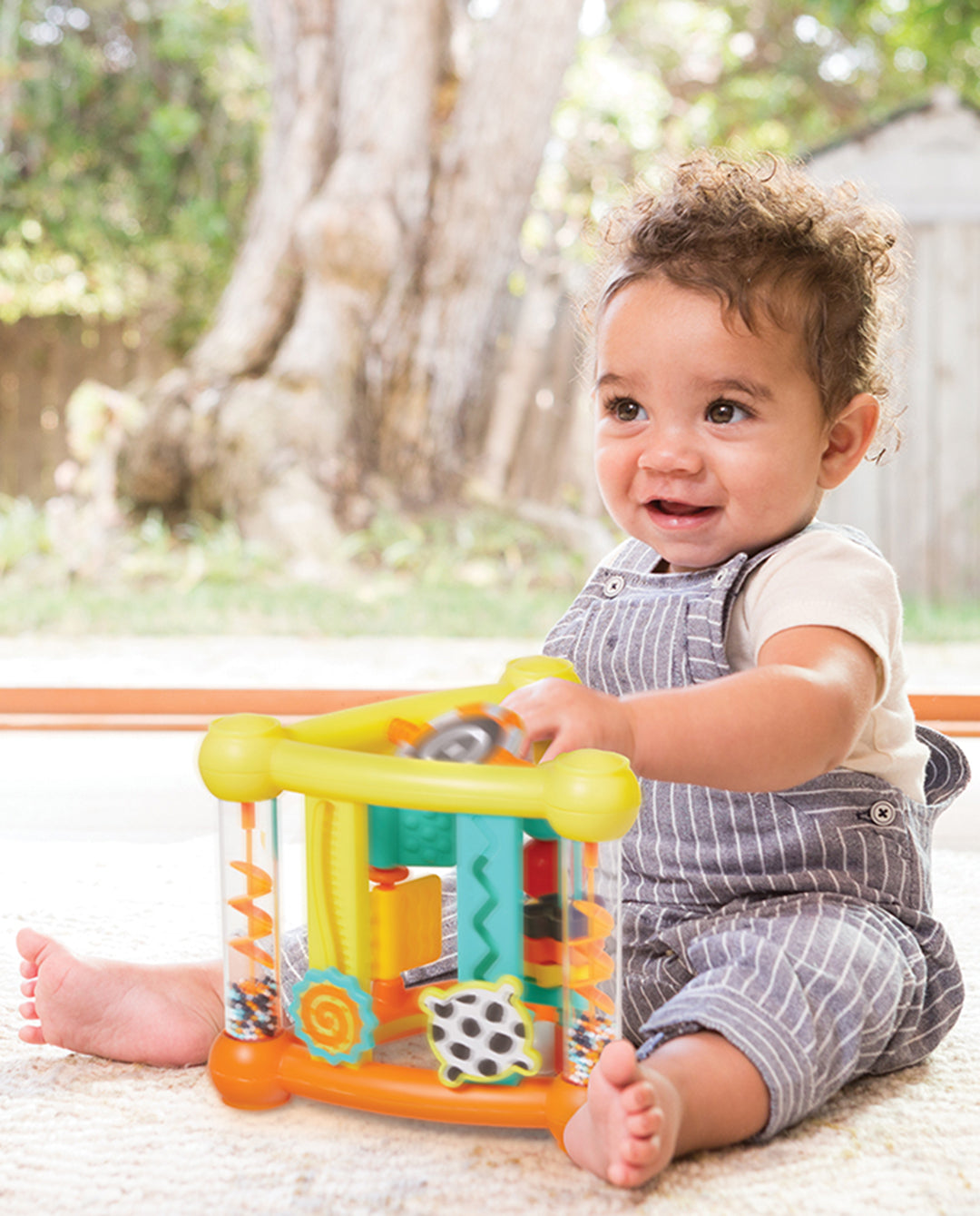 لعبة المكعب التفاعلي-إنفانتينو