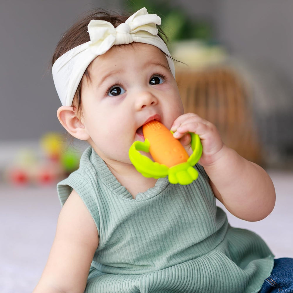 Infantino Good Bites Textured Carrot Teether