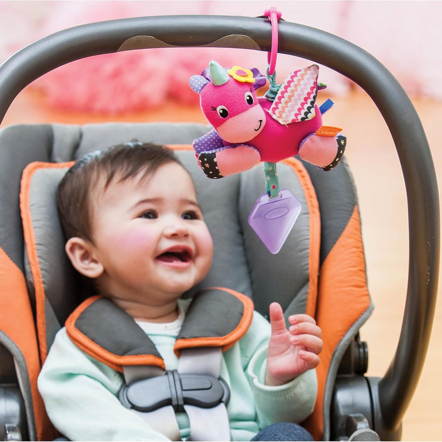 لعبة الحصان القماشية-إنفانتينو