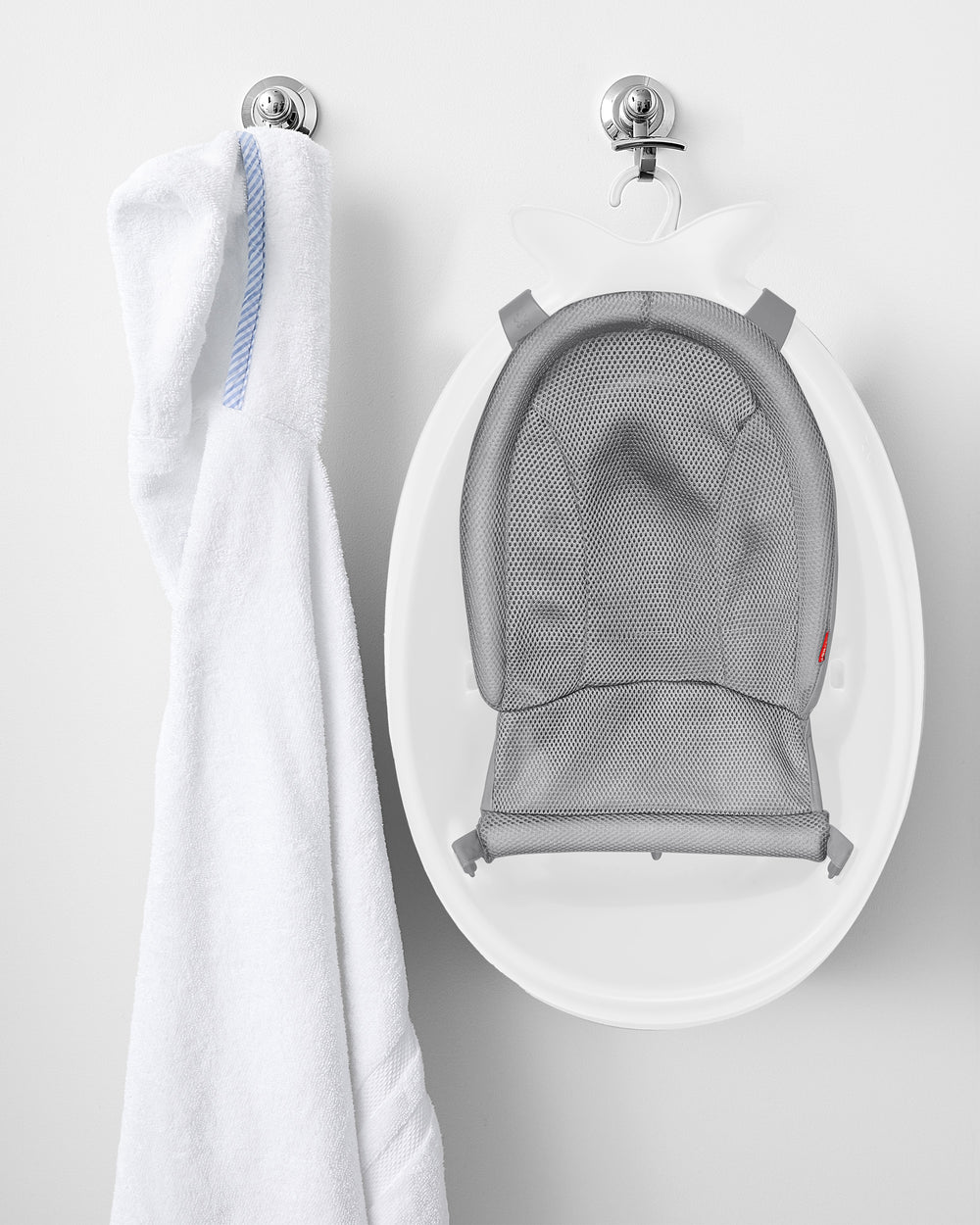 Skip Hop Moby Smart Sling 3-Stage Baby Bath Tub – White