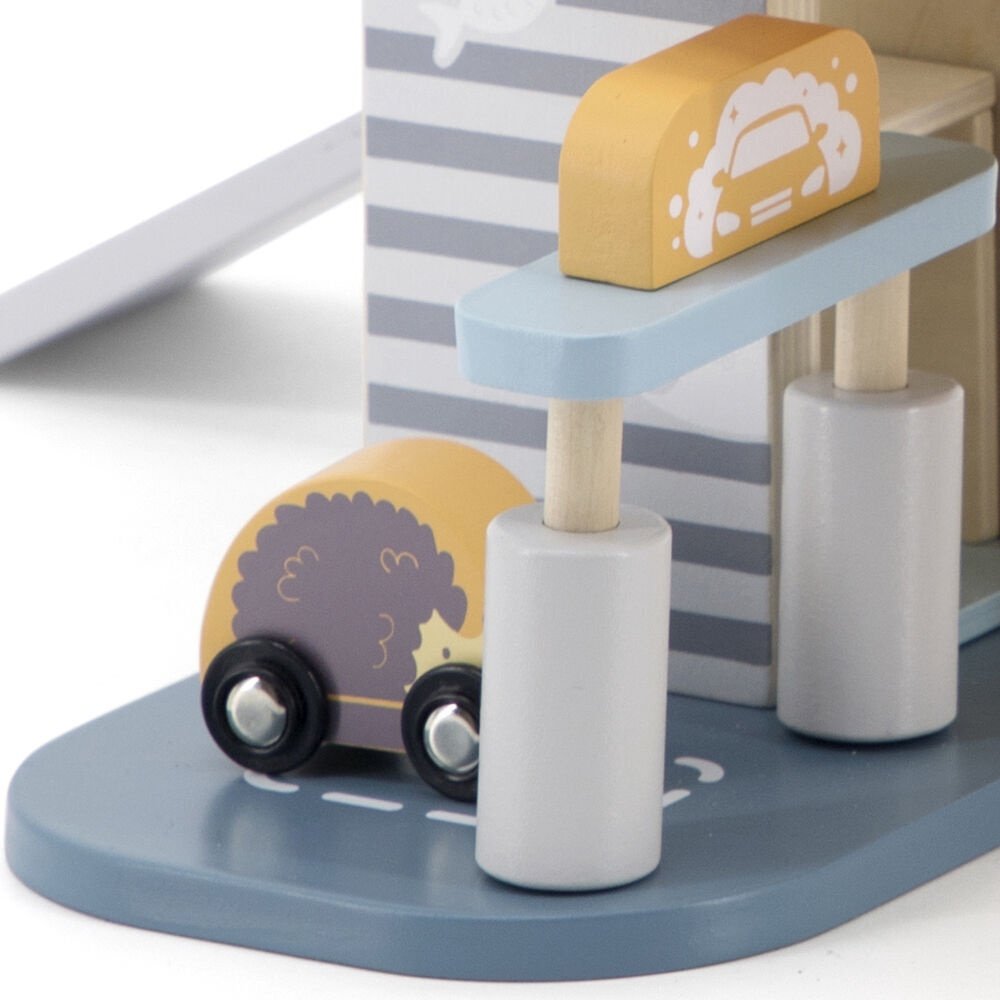 كراج السيارات الخشبي-بولار بي