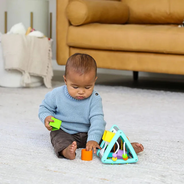 لعبة مثلث الأنشطة و الأشكال-إنفانتينو 